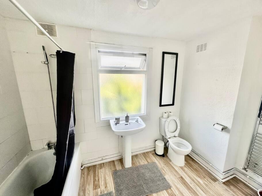 Cosy Two Bedroom Apartment,Se13 Londra Dış mekan fotoğraf